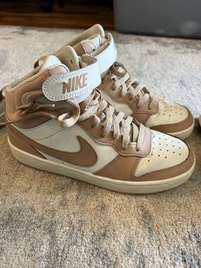 Nike High-Top Sneakers in Cream & Tan